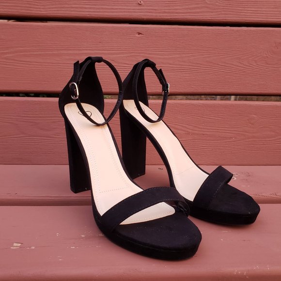 Essential Suede Platform Heels - 10 - Black - Picture 1 of 6